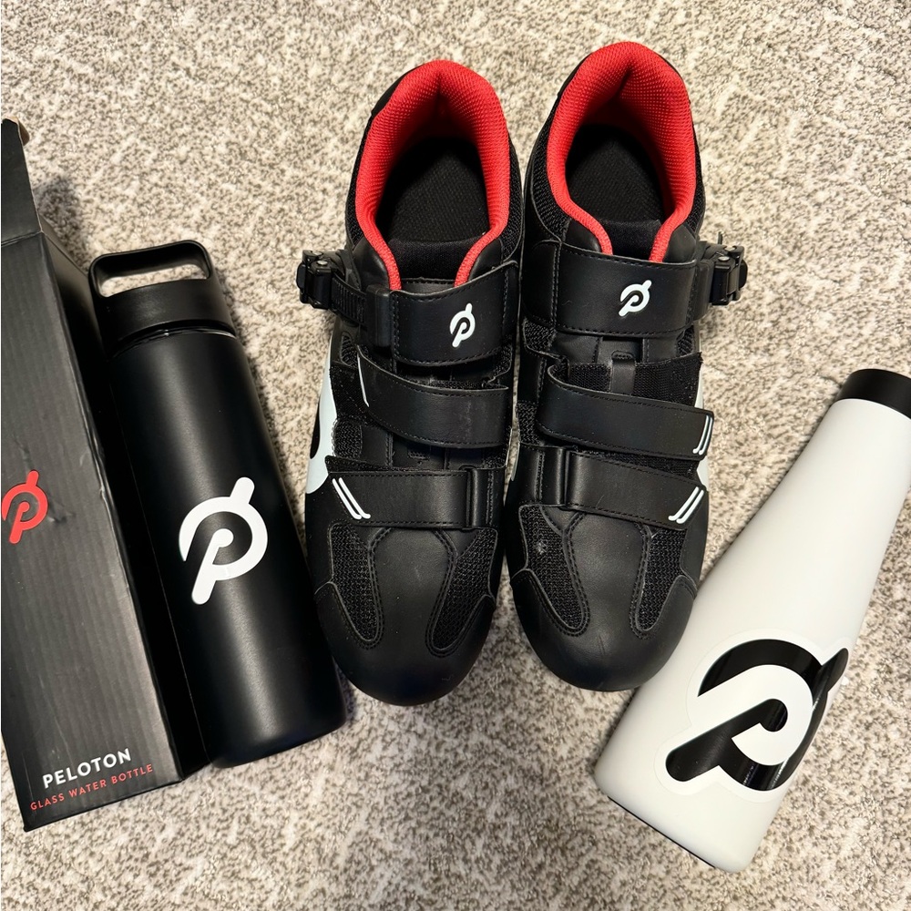 EUC Cleats and 2 Free Water Bottles